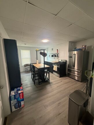 25 Wyman St, Worcester, MA 01610