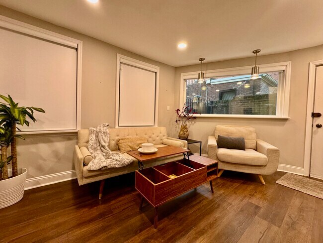 320 S 16th St unit 1F, Philadelphia, PA 19102 - photo 4