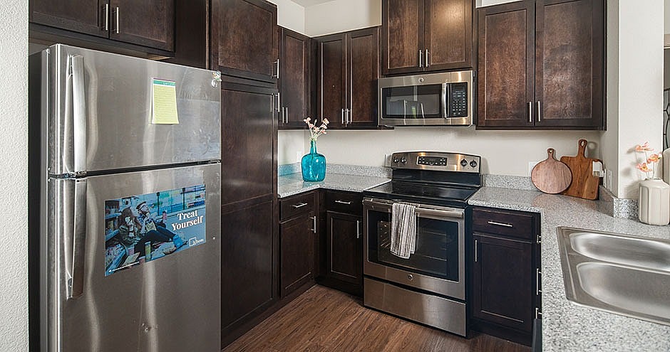 The Hayward Student Living, Eugene, OR 97401 - photo 1