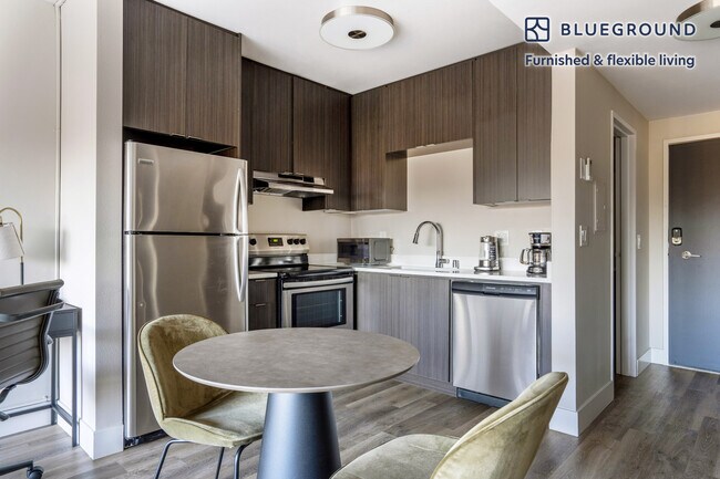 535 Everett Ave unit FL4-ID1230, Palo Alto, CA 94301 - photo 7