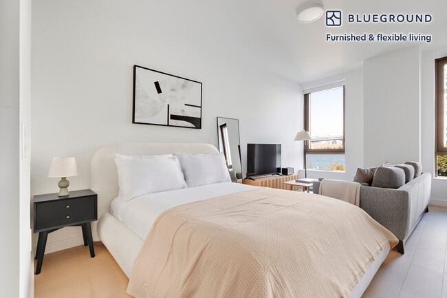 478 Kent Ave unit FL5-ID2129, Williamsburg,south , NY 11249 - photo 7