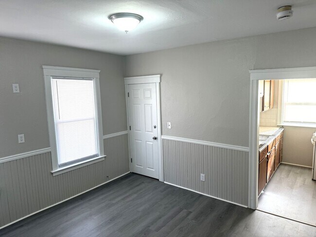 28-30 Knight St unit 3R, Central Falls, RI 02863 - photo 7