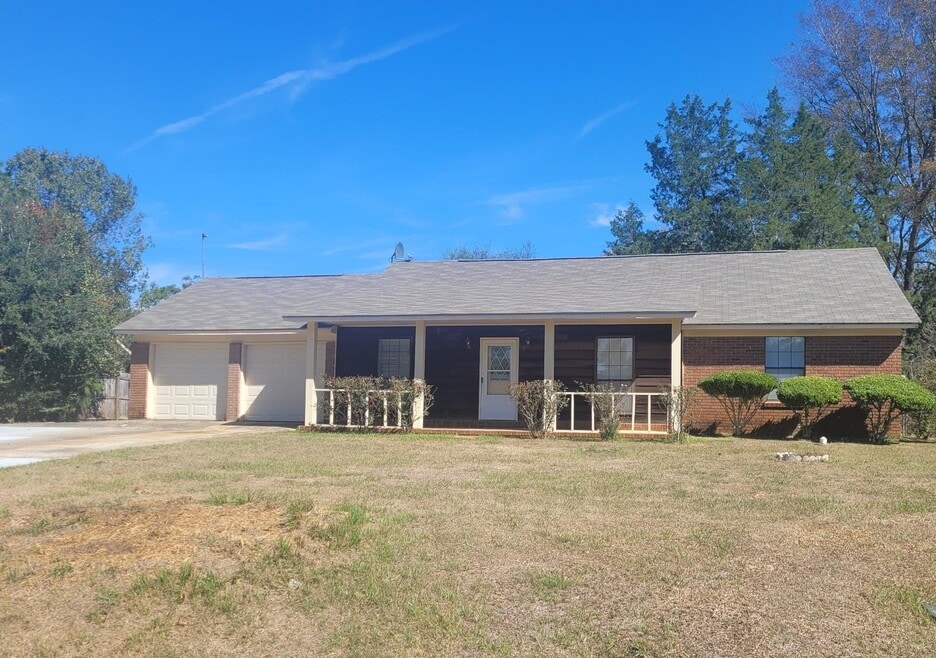 608 Aztec Ln, Albany, GA 31721 - photo 1