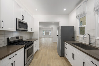 5917 Carlton Way, Los Angeles, CA 90028