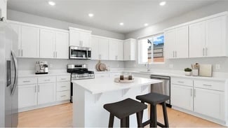 16645 SW Everton St, Tigard, OR 97224