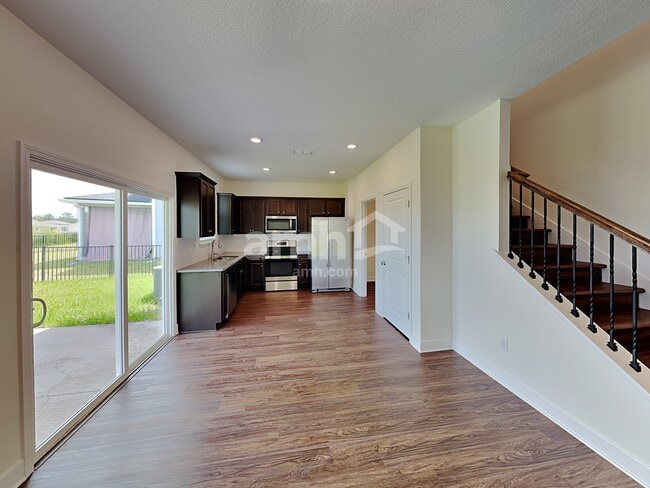 1215 Tan Tara Trail, Jacksonville, FL 32221 - photo 4