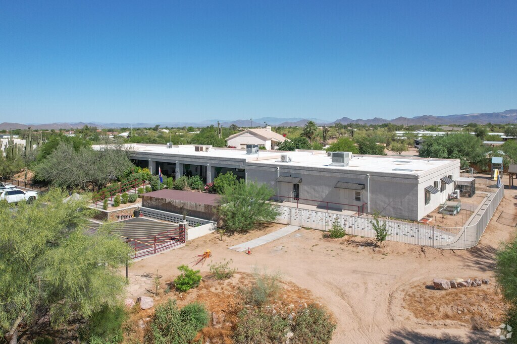 Dynamite Montessori is located in Pinnacle Peak.