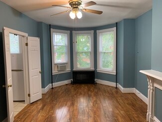 1827 Swann St NW, Washington, DC 20009