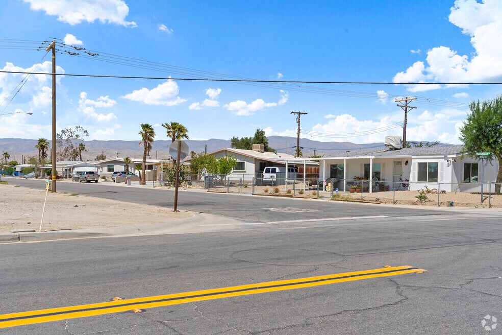 Final_Neighborhood_ThousandPalms_V1_72523