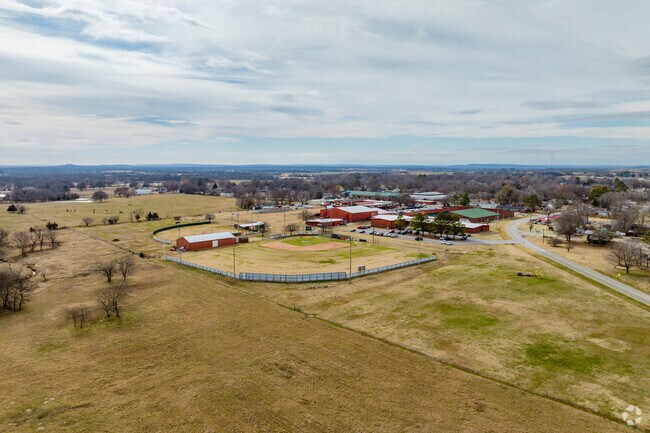 Kids can participate in a variety of competitive athletic programs at Morris Middle School.