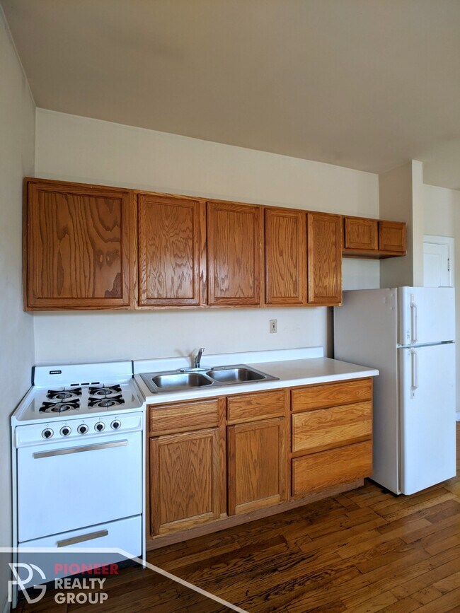 1044 W George St unit 1050-110, Chicago, IL 60657 - photo 5