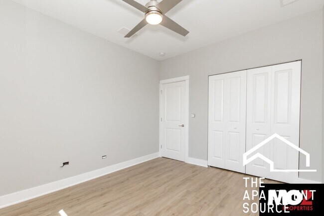 1857 N Whipple St unit 2, Chicago, IL 60647 - photo 3