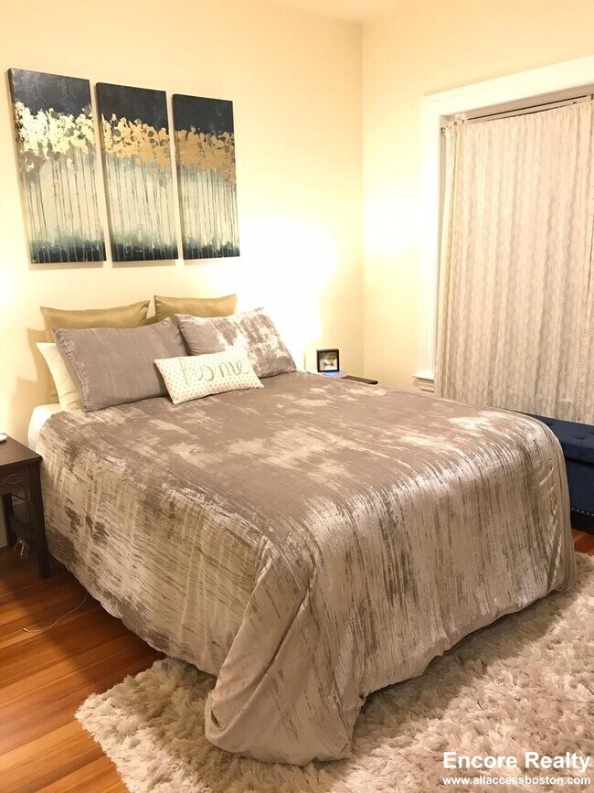 1463 Beacon St unit 38, Brookline, MA 02446 - photo 6