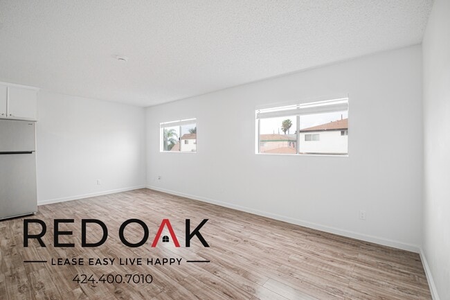 706 McDonald Ave unit 209, Los Angeles, CA 90744 - photo 3