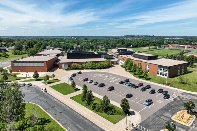 Northfield Middle School earned an overall grade of A- from Niche.com..