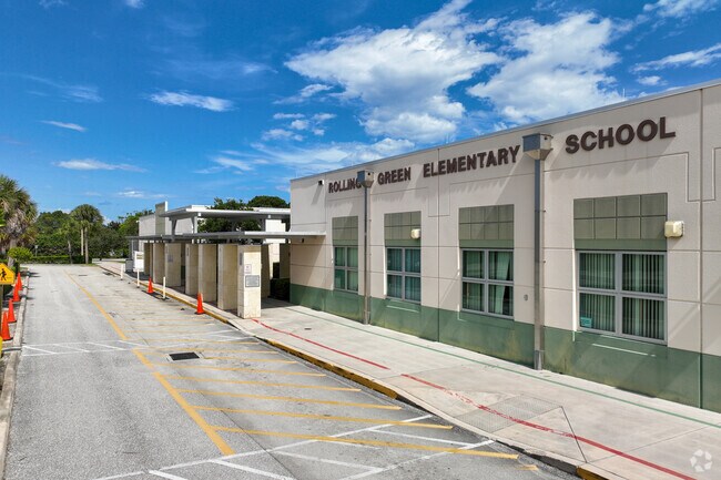 Rolling Green Elementary School front view.