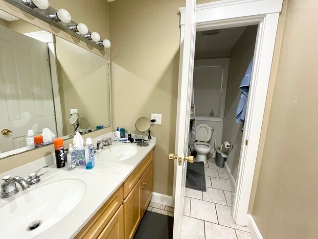 27 Iroquois St unit 1, Roxbury Crossing, MA 02120 - photo 5