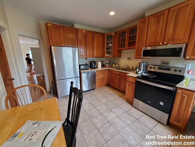 149 Centre St unit 1, Dorchester Center, MA 02124 - photo 6