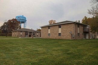 1610 36th Ave Unit A, Menominee, MI 49858