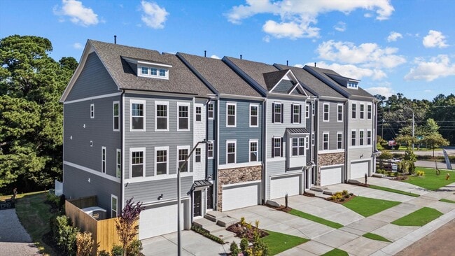 5906 Dunzo Dr, Raleigh, NC 27617 - photo 2