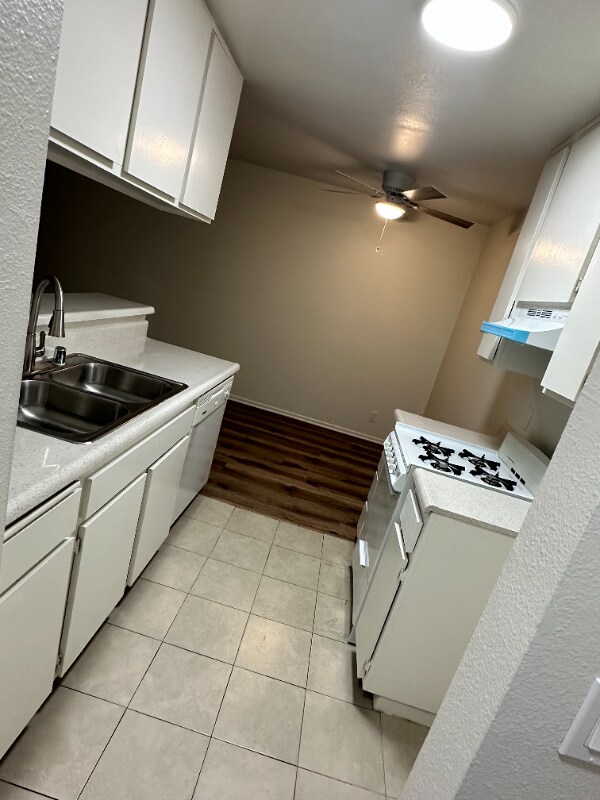 7040 Haskell Ave unit 307, Van Nuys, CA 91406 - photo 5
