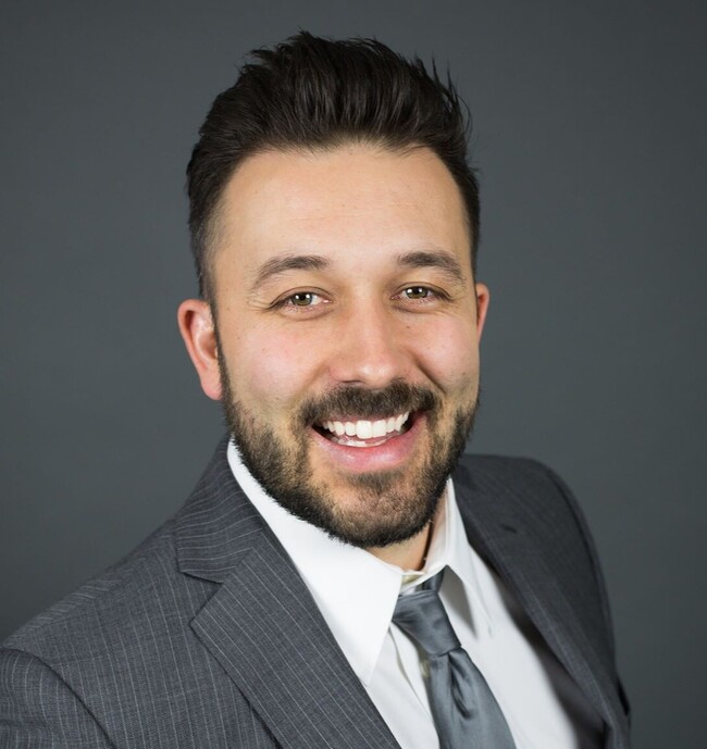 Agent Photo