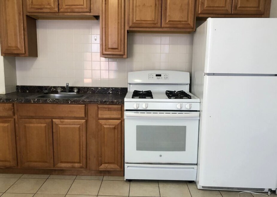 180 Harvard St unit 179.5 2, Cambridge, MA 02139 - photo 1