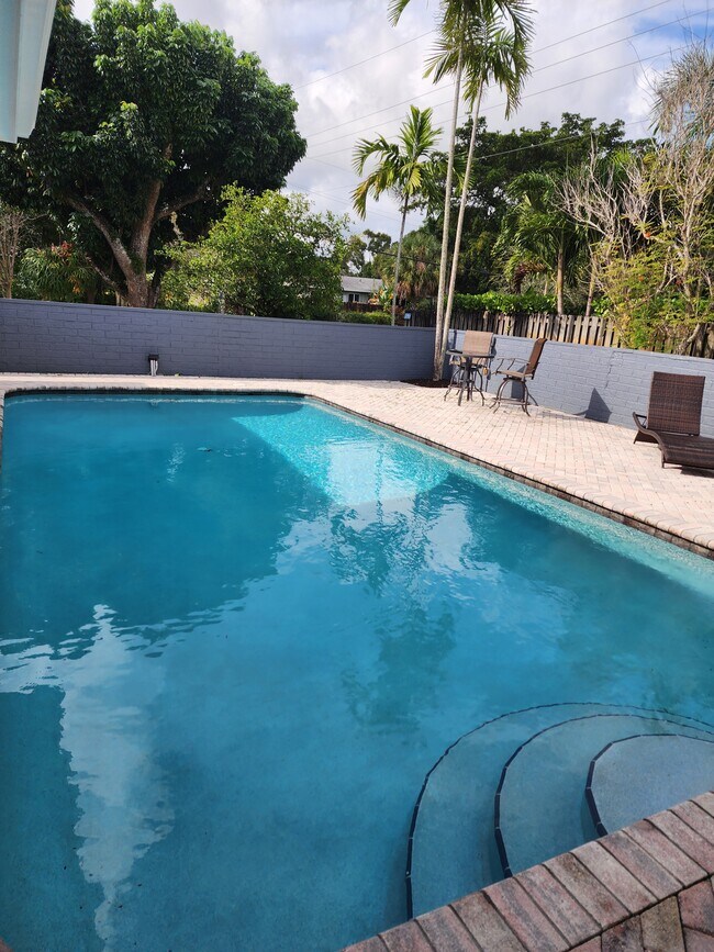 465 S Fig Tree Ln unit a, Plantation, FL 33317 - photo 2