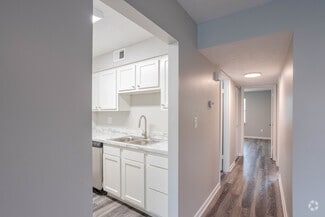 2344 Grinstead Ct, Louisville, KY 40204