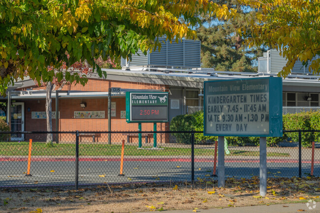 Mountain View Elementary School serves grades K-5.