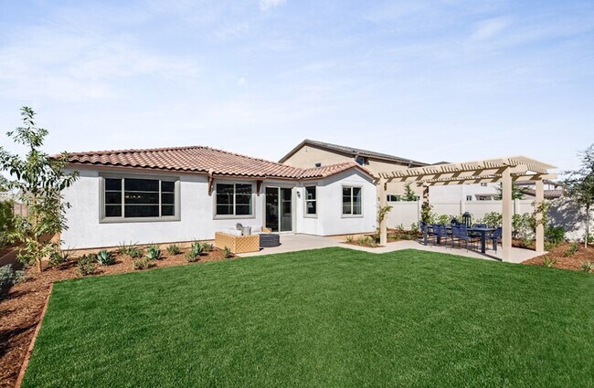 2016 Woolem Place unit 36849025, Escondido, CA 92026 - photo 4