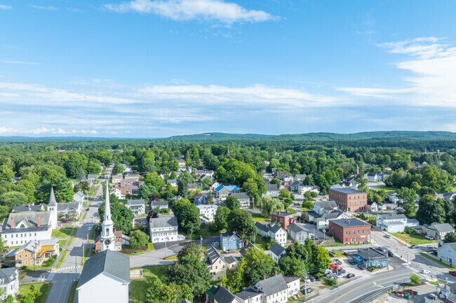 Peancook is a historic neighborhood that is the perfect place for your family and friends.