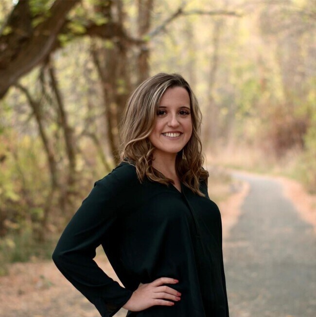 Destinee Holliger
