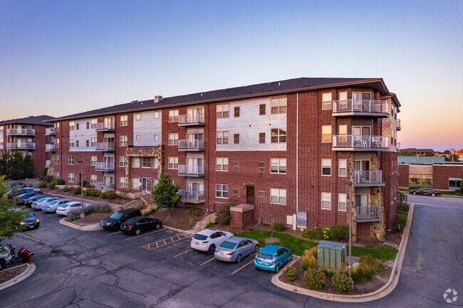 Six Points Apts, West Allis, WI 53214 - photo 3