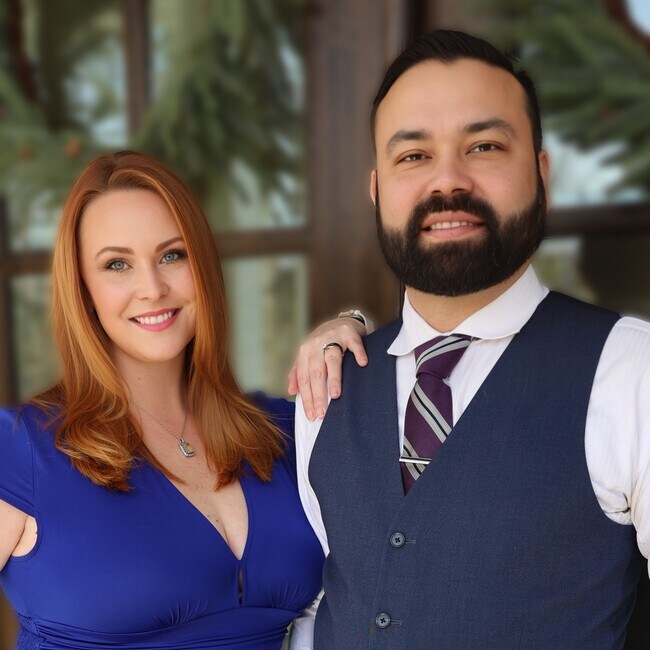 Agent Photo