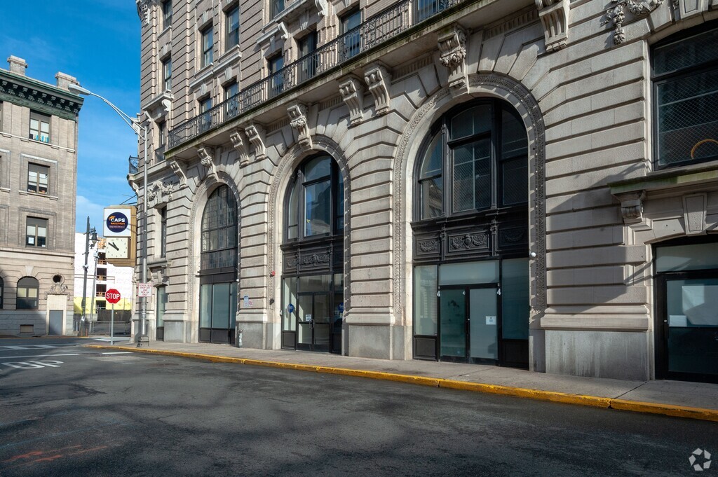 School of Health Science serves students in the Downtown Paterson community.