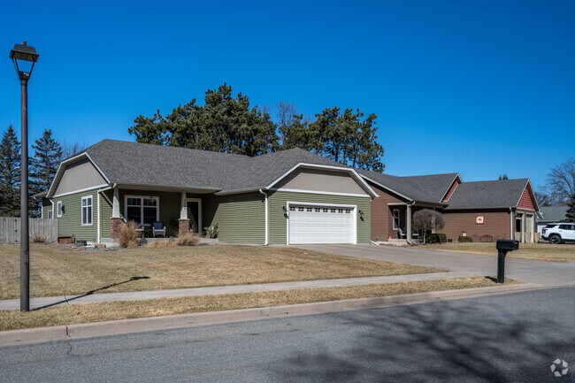 Ridgeway Dr in Otter Creek has a number of custom homestyles.
