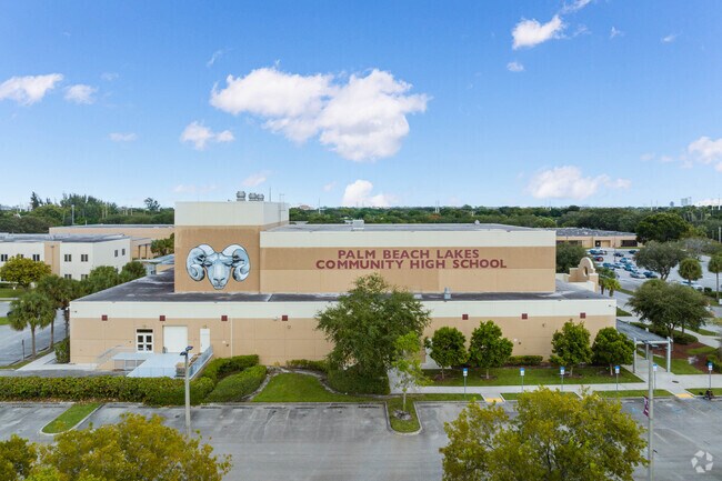 Palm Beach Lakes Community High School, earns a C-plus from Niche.