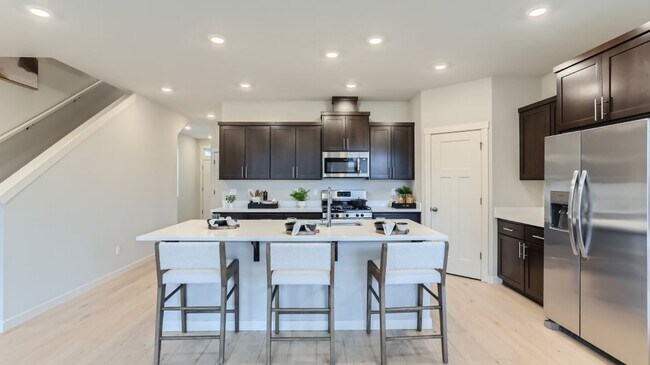 1432 Logan Pkwy, Albany, OR 97322 - photo 3