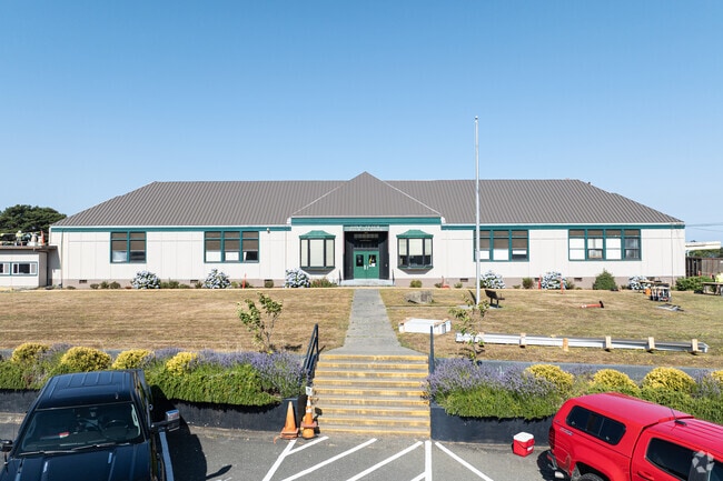 Gold Beach Junior/Senior High School is public high school in Gold Beach OR.