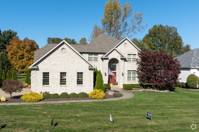 Homes in Boardman sit on cozy, well-maintained lots.