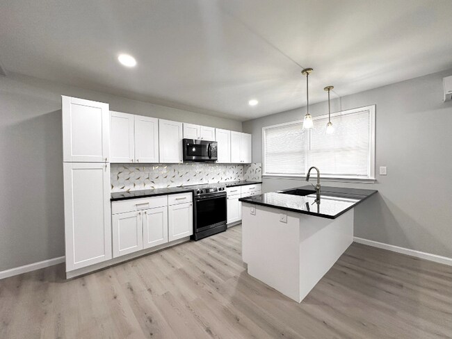 287 Pierce St unit 1, Kingston, PA 18704 - photo 7