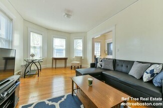 11 Parkton Rd Unit 1, Boston, MA 02130