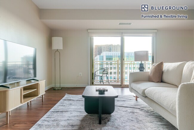 4001 N 9th St unit FL15-ID1117, Arlington, VA 22203 - photo 3