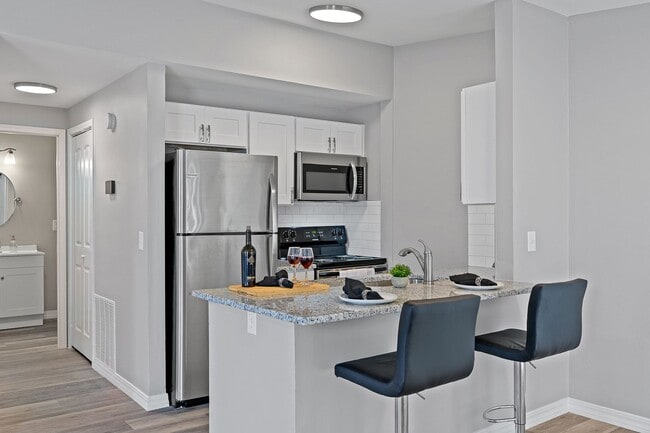 860 East, Cincinnati, OH 45245 - photo 2