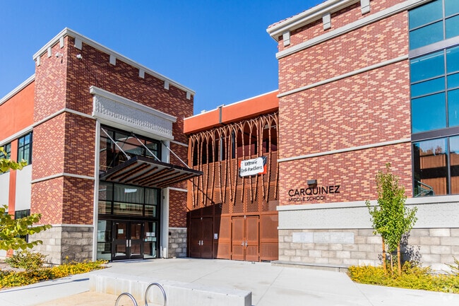 Carquinez Middle School receives a B-minus from Niche.