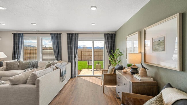 2625 Steadman Ave, Medford, OR 97501 - photo 6