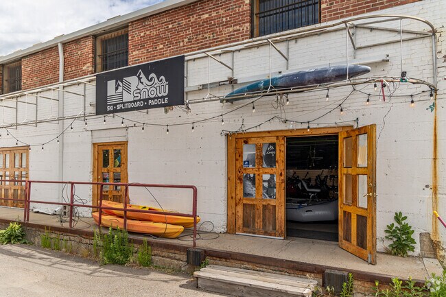 LB Snow is Westside's most acclaimed outdoor sports equipment retailer.