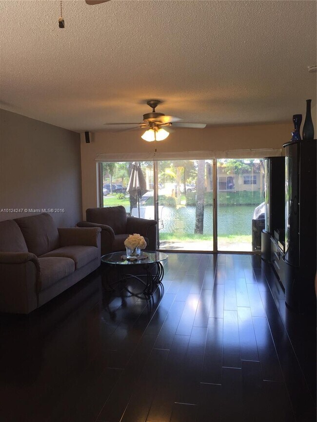 3641 NW 95th Terrace, Sunrise, FL 33351 - photo 2