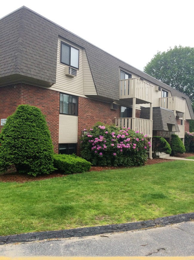 319 E Main St, Marlborough, MA 01752